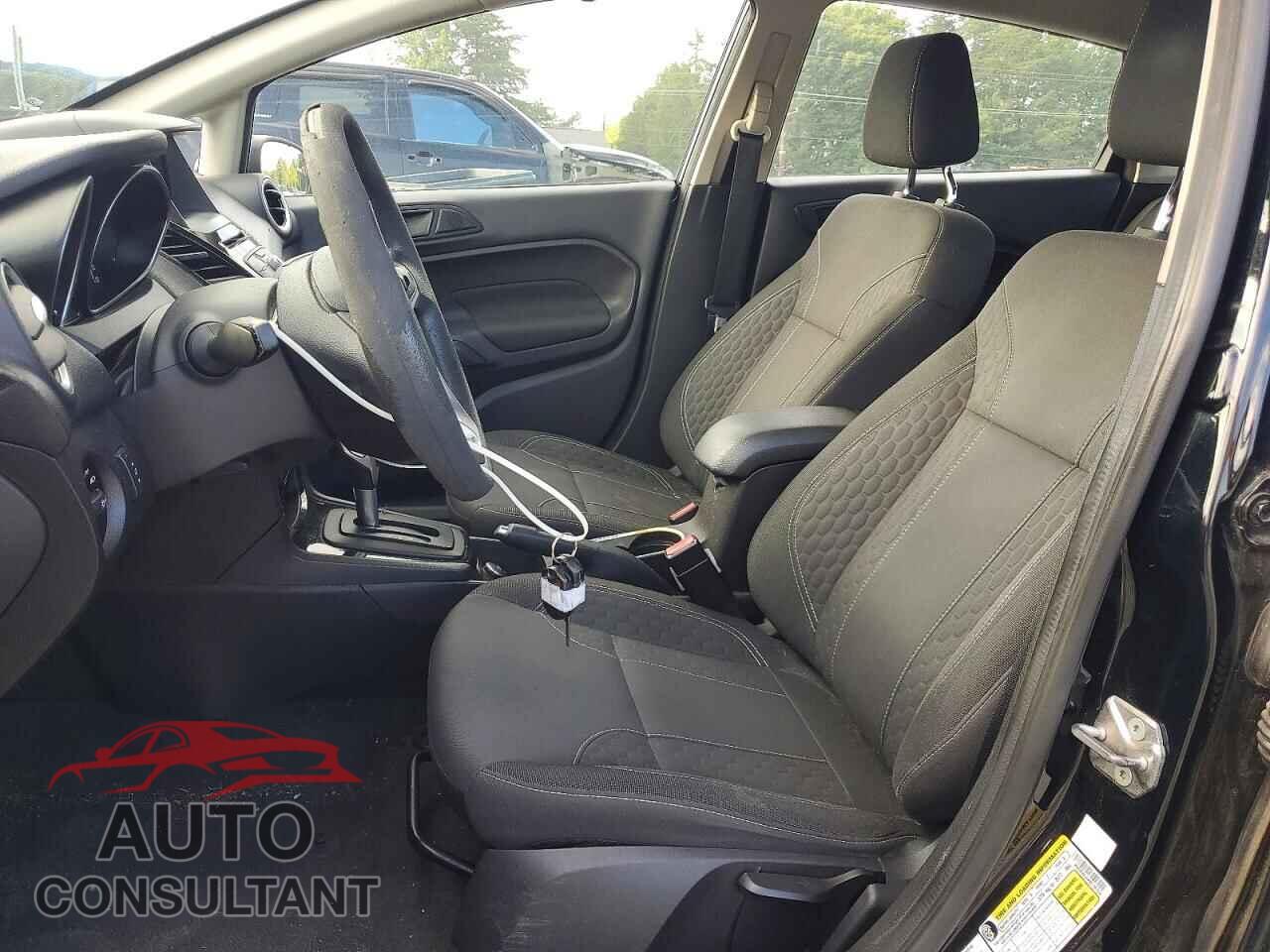 FORD FIESTA 2017 - 3FADP4EJ2HM136358