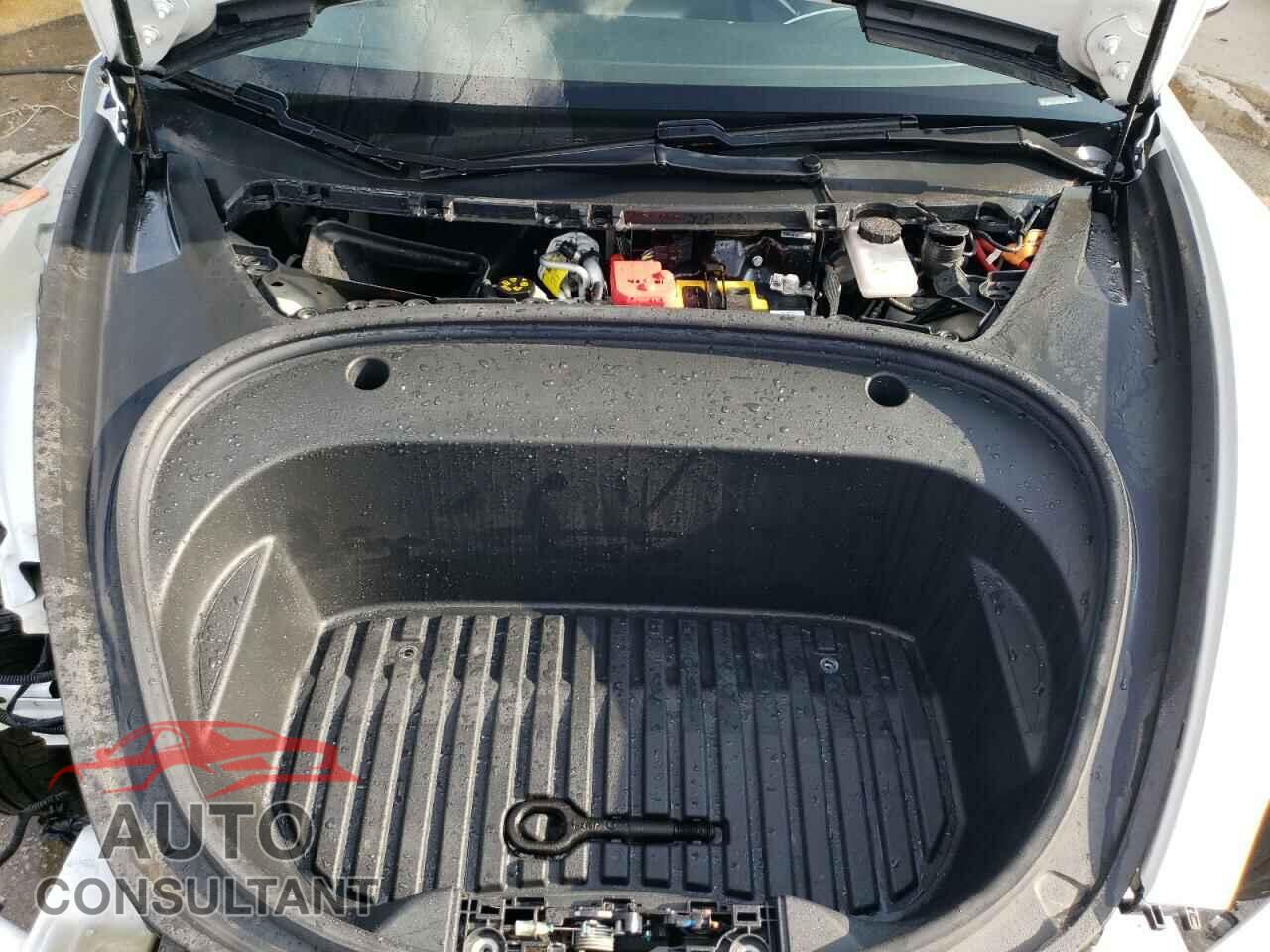 TESLA MODEL 3 2021 - 5YJ3E1EA2MF084707