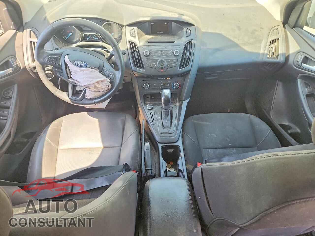 FORD FOCUS 2016 - 1FADP3K22GL337314
