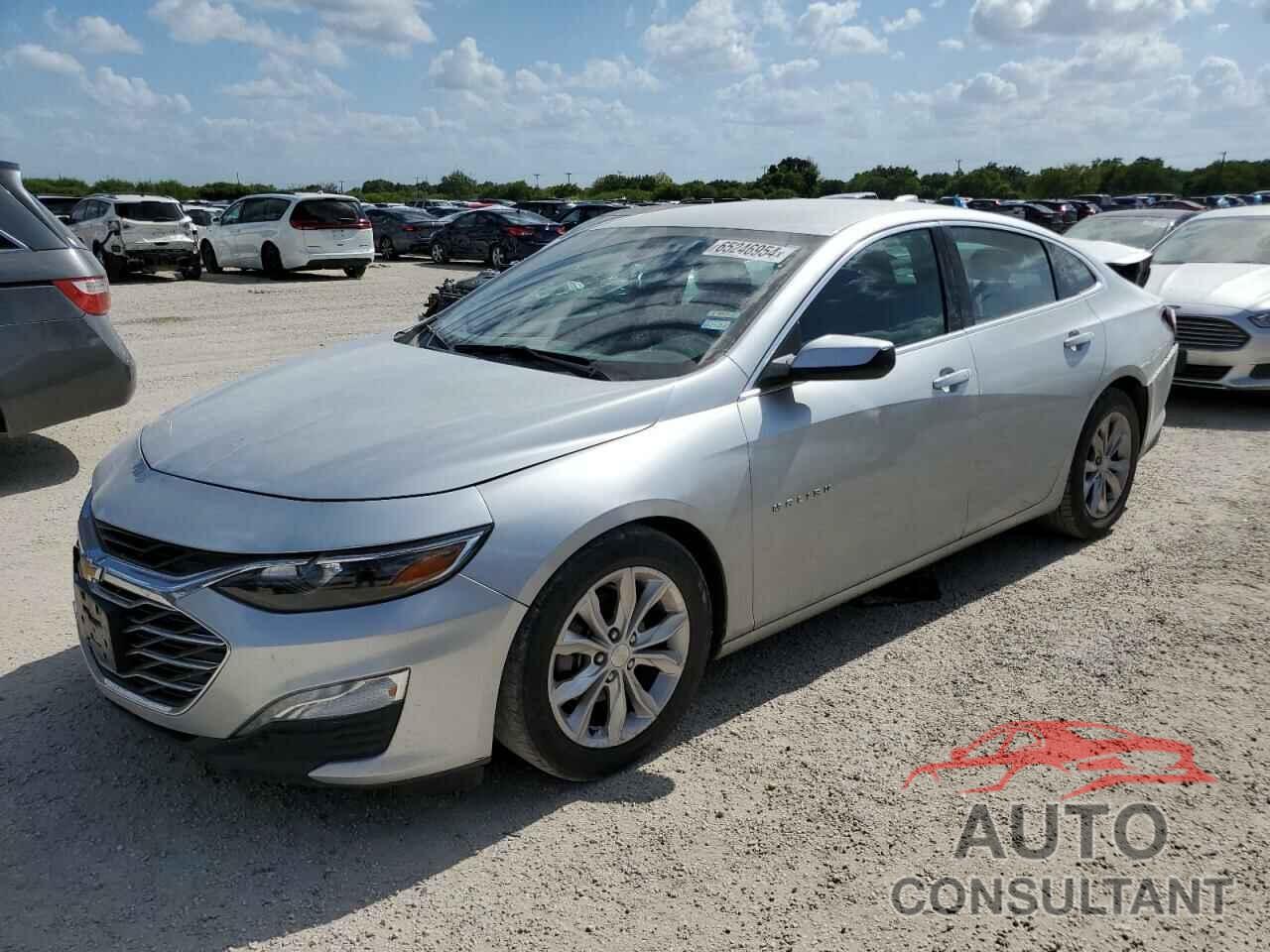 CHEVROLET MALIBU 2021 - 1G1ZD5ST8MF028639