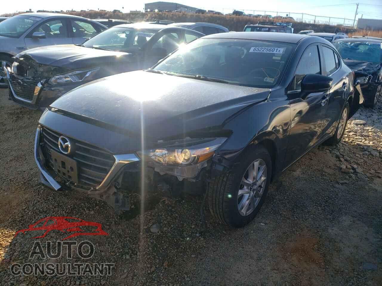MAZDA 3 2017 - 3MZBN1U73HM107119