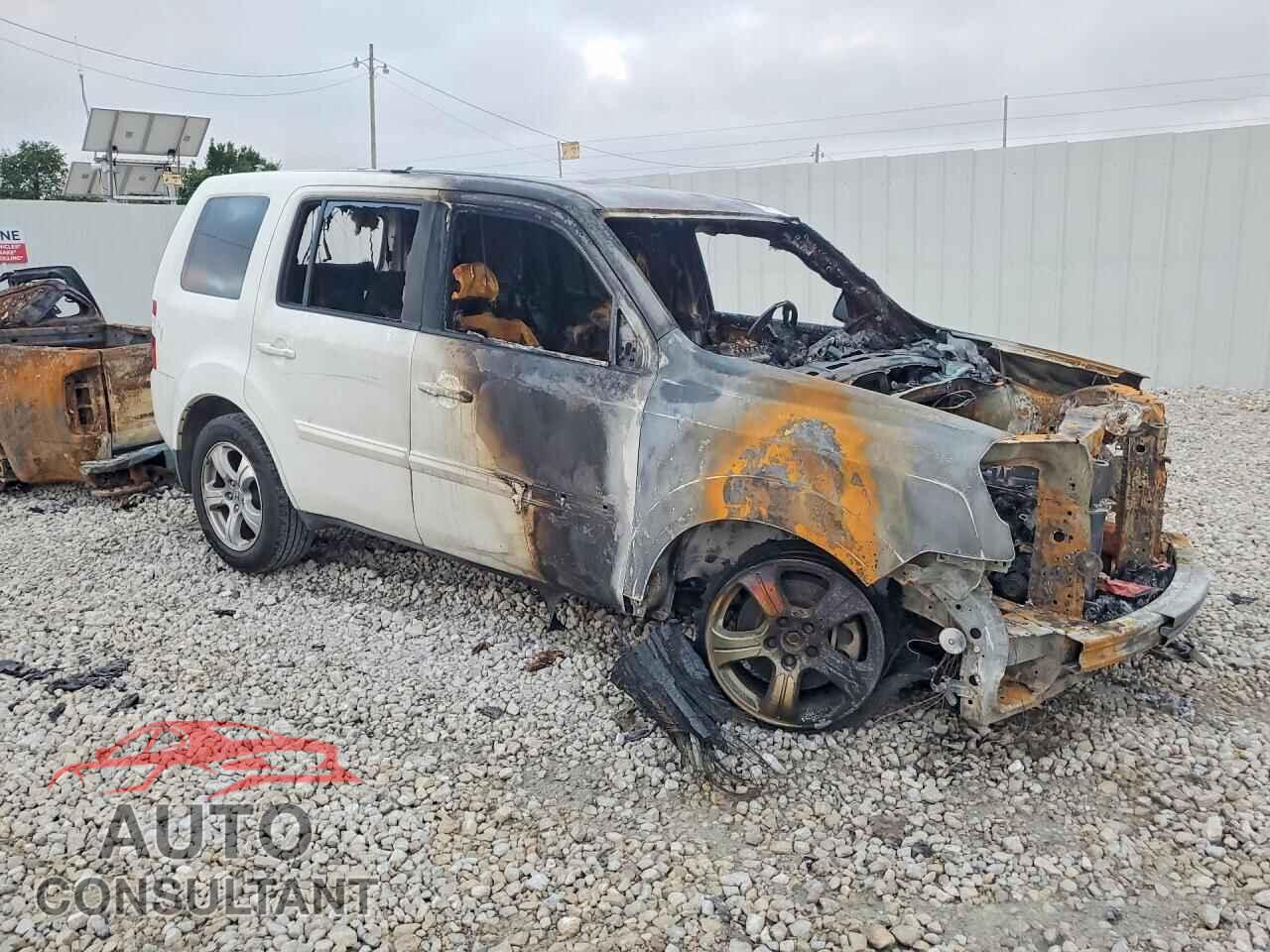 HONDA PILOT 2014 - 5FNYF3H44EB024112