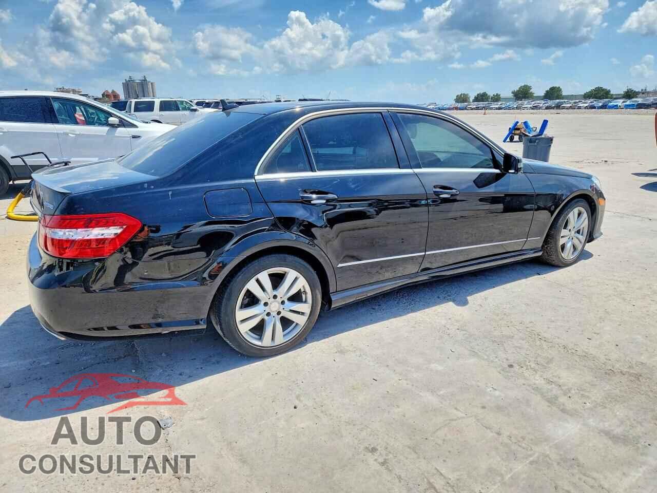 MERCEDES-BENZ E-CLASS 2013 - WDDHF9FB6DA754525