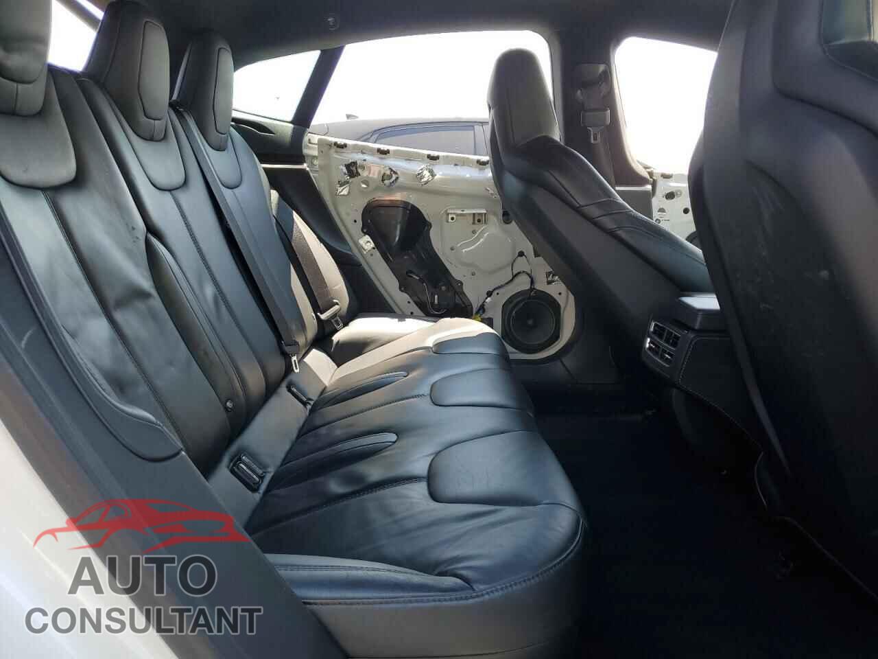 TESLA MODEL S 2016 - 5YJSA1E17GF136246