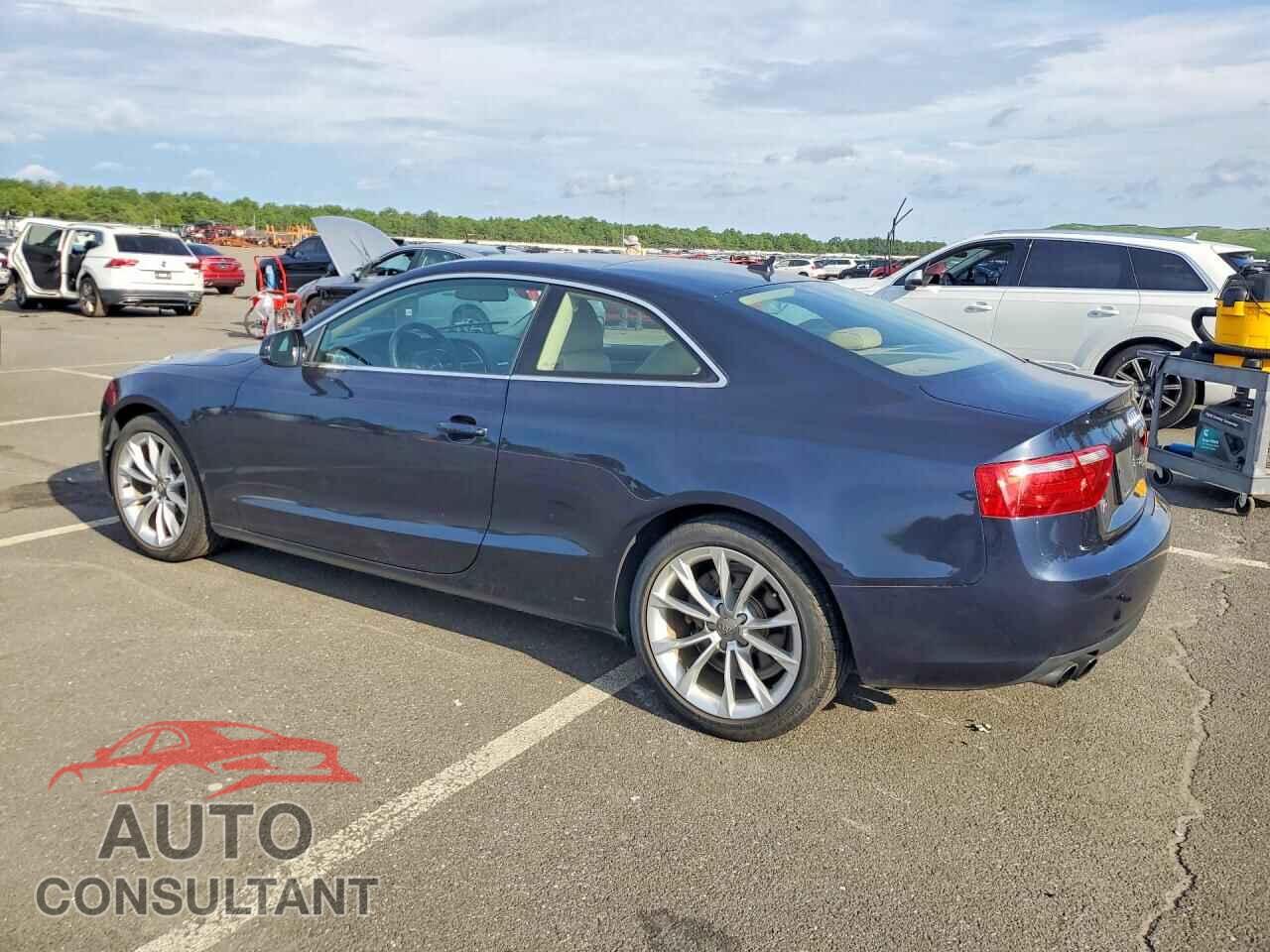 AUDI A5 2013 - WAUCFAFR4DA018456
