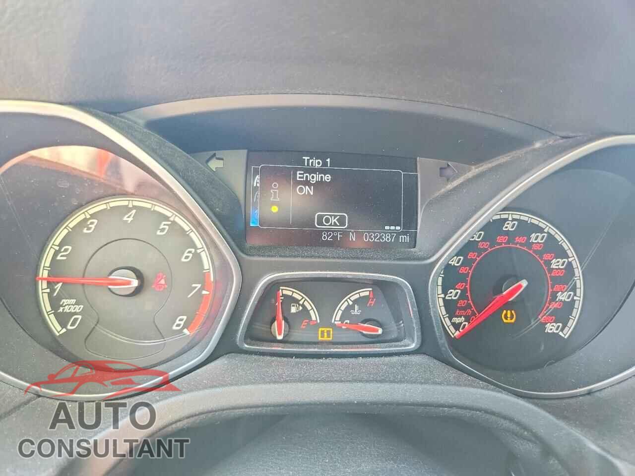 FORD FOCUS 2014 - 1FADP3L92EL125215