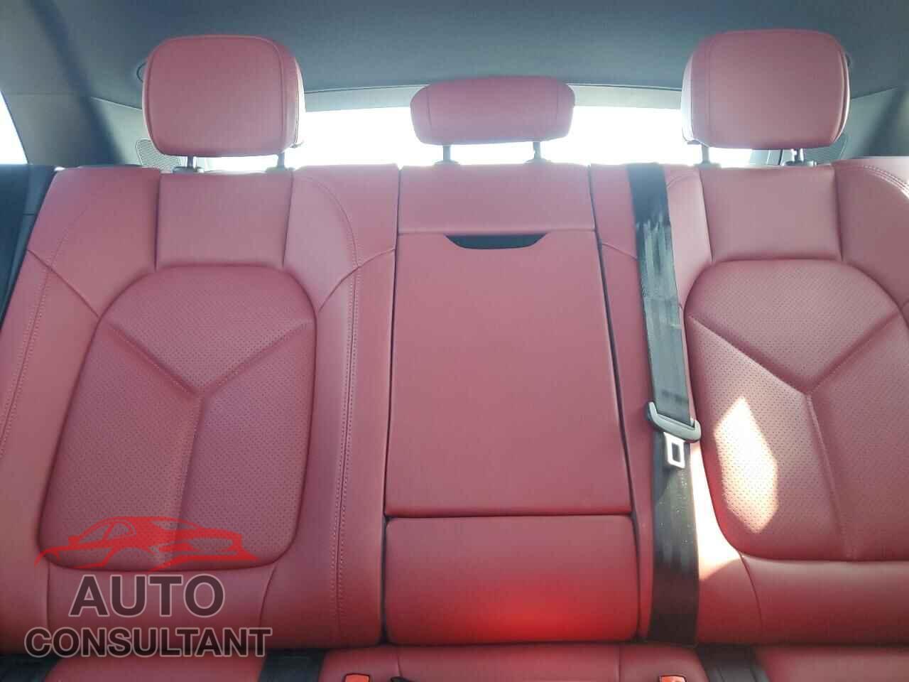 PORSCHE MACAN BASE 2023 - WP1AA2A5XPLB10231