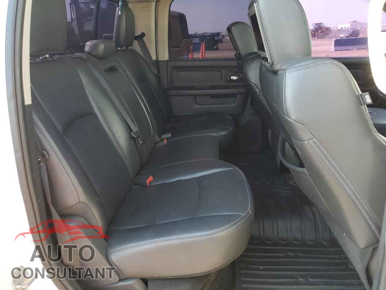 DODGE RAM 1500 2012 - 1C6RD7MT1CS206324