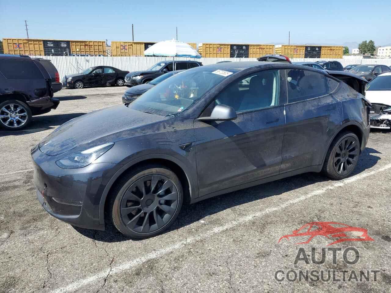 TESLA MODEL Y 2024 - 7SAYGDEE9RA233125