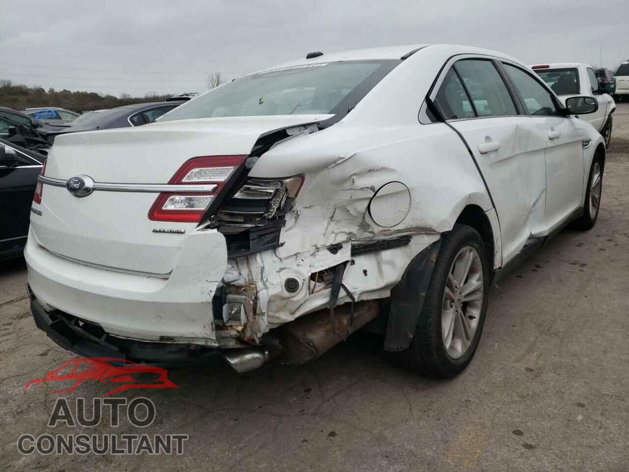 FORD TAURUS 2017 - 1FAHP2D81HG113331