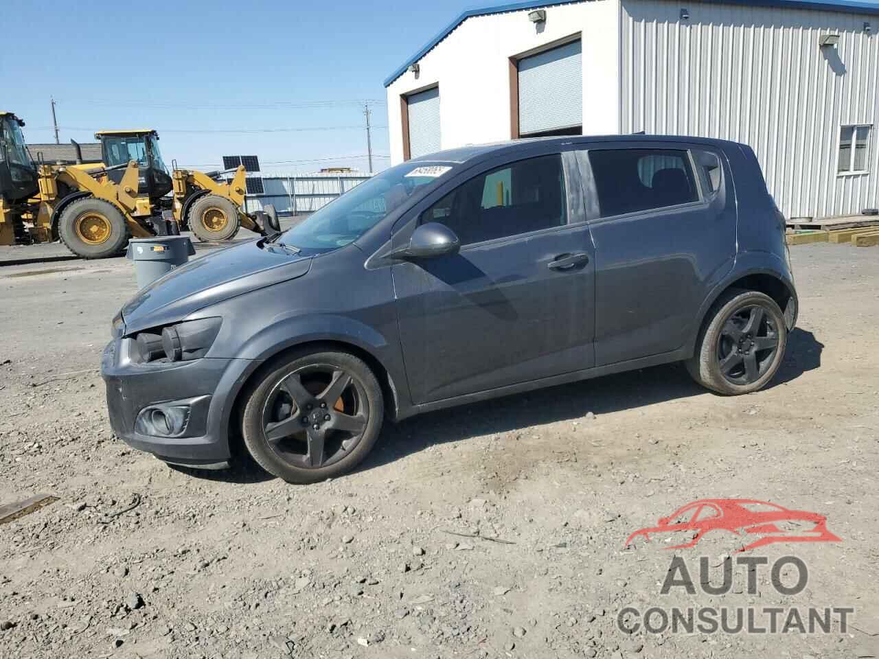 CHEVROLET SONIC 2013 - 1G1JE6SH0D4209869