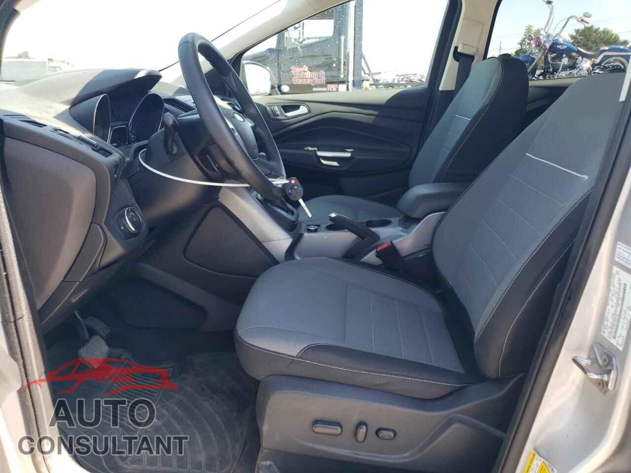 FORD ESCAPE 2015 - 1FMCU9G96FUA63188