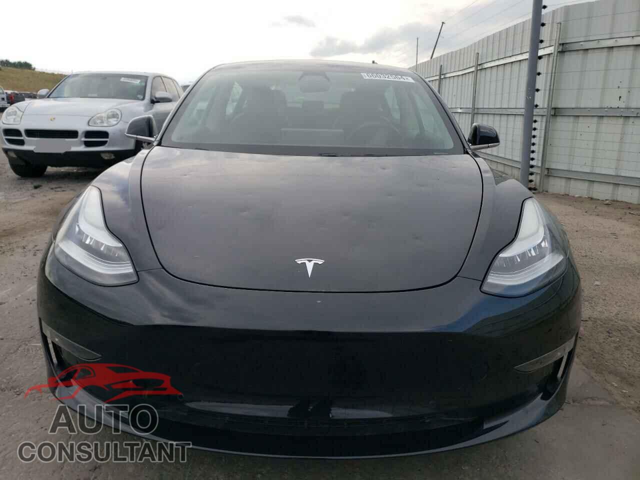 TESLA MODEL 3 2019 - 5YJ3E1EB3KF385430
