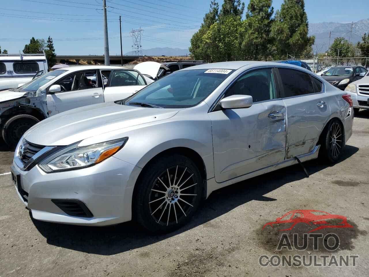 NISSAN ALTIMA 2017 - 1N4AL3AP8HC272272