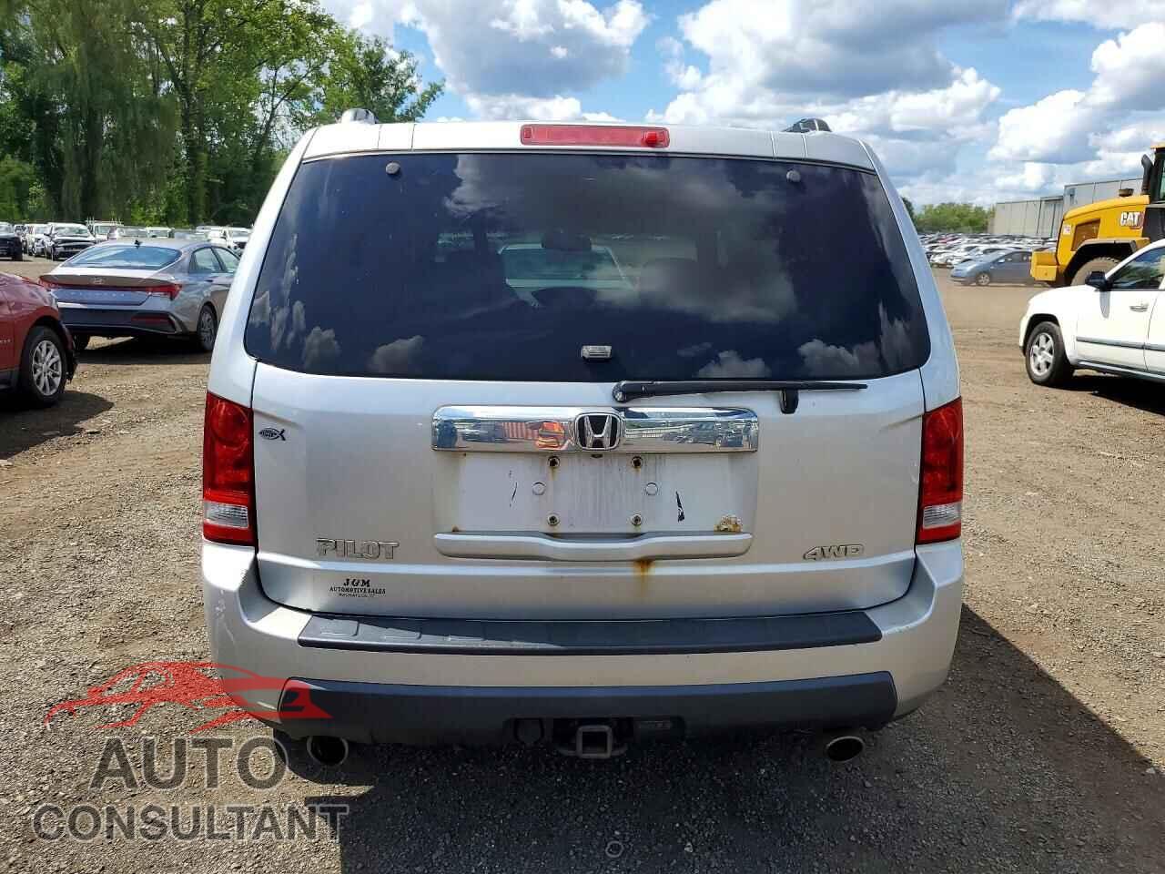 HONDA PILOT 2009 - 5FNYF48659B025671