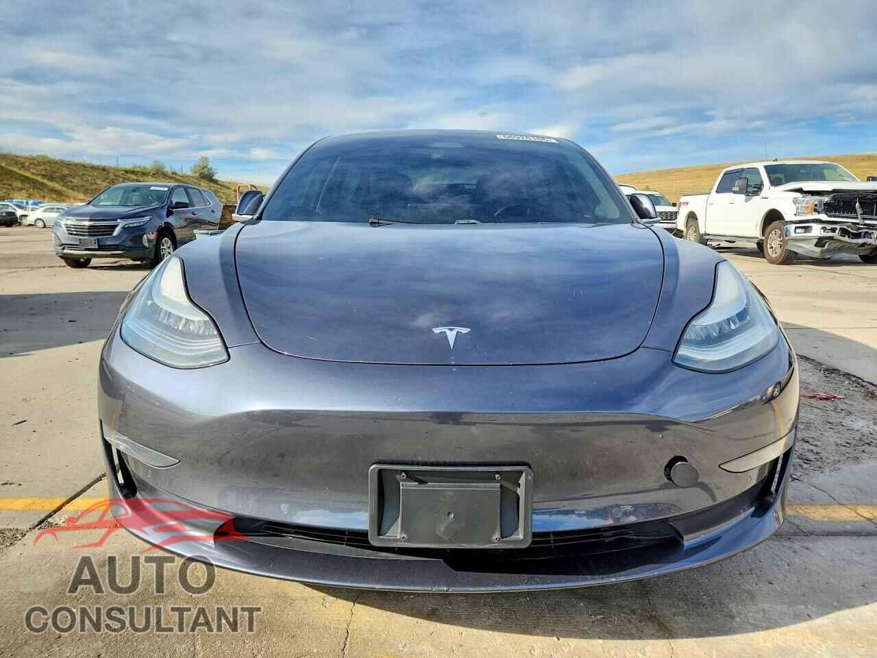 TESLA MODEL 3 2020 - 5YJ3E1EB2LF710764