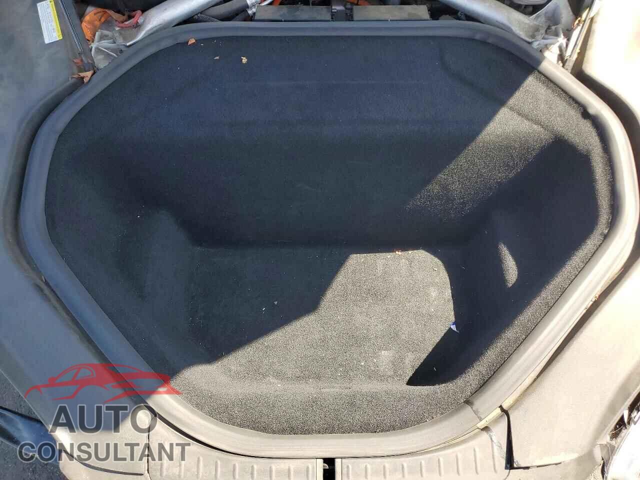 TESLA MODEL S 2015 - 5YJSA1S2XFF093372