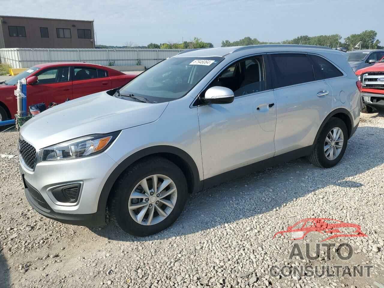 KIA SORENTO 2017 - 5XYPG4A55HG224317