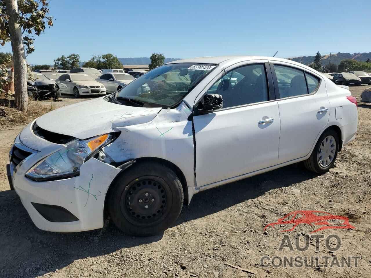 NISSAN VERSA 2017 - 3N1CN7AP7HL807782