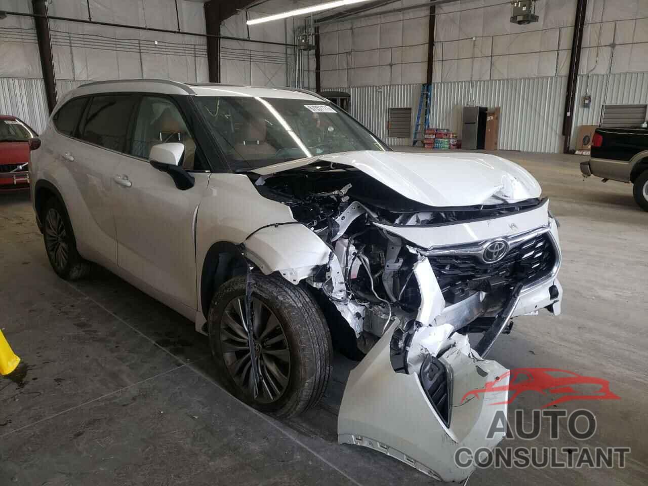 TOYOTA HIGHLANDER 2020 - 5TDFZRAH6LS013703