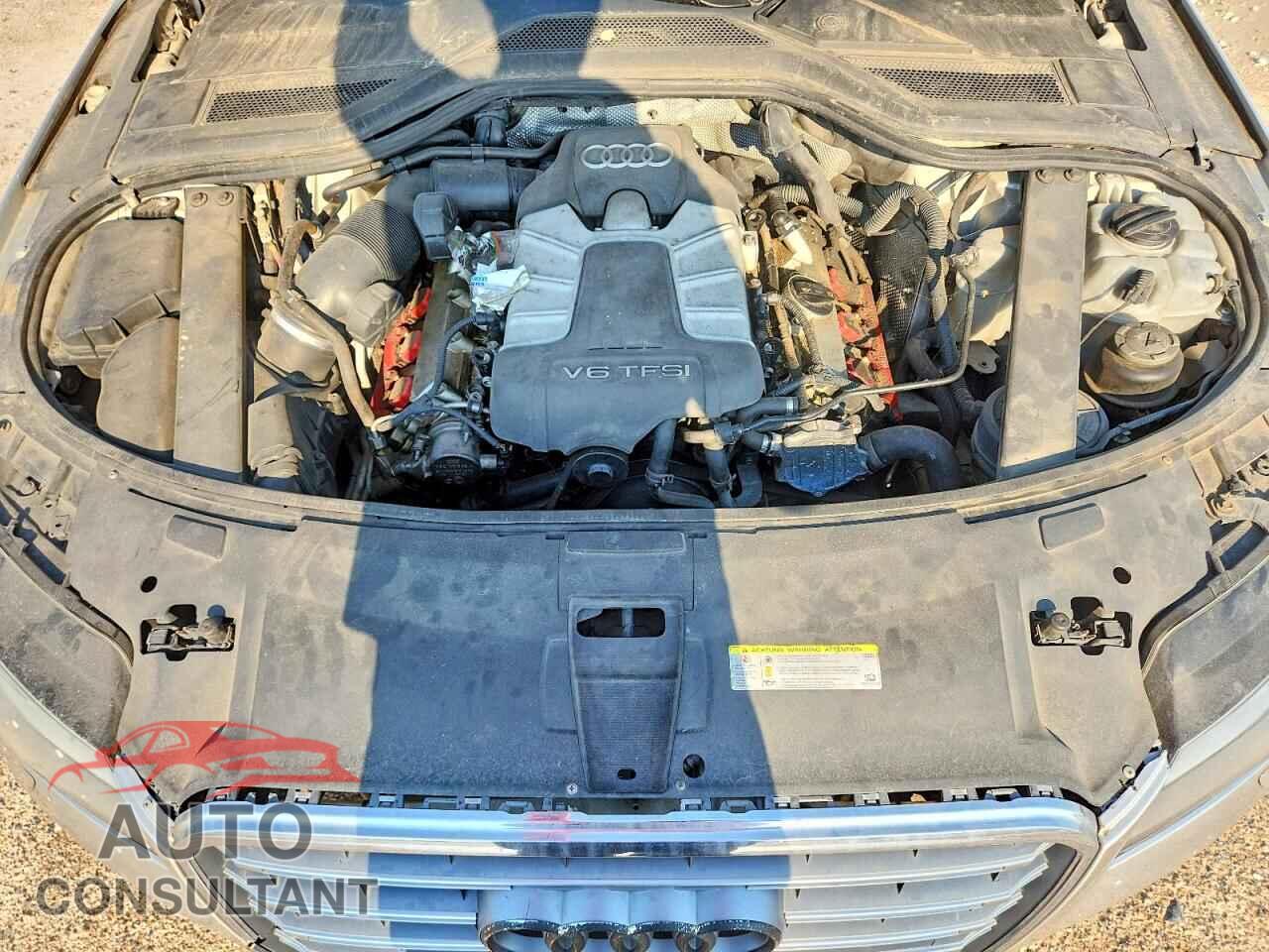 AUDI A8 2013 - WAURGAFD4DN000530