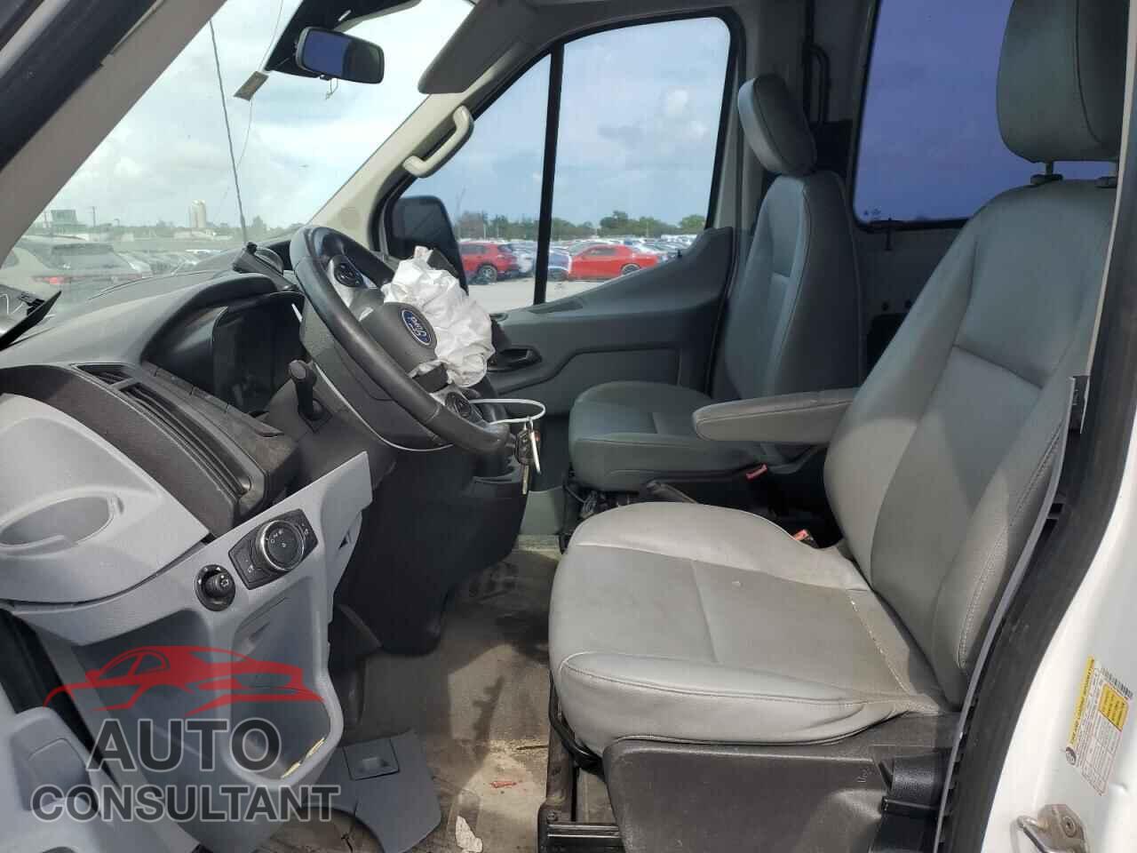FORD TRANSIT 2016 - 1FTYR2CG7GKA31306