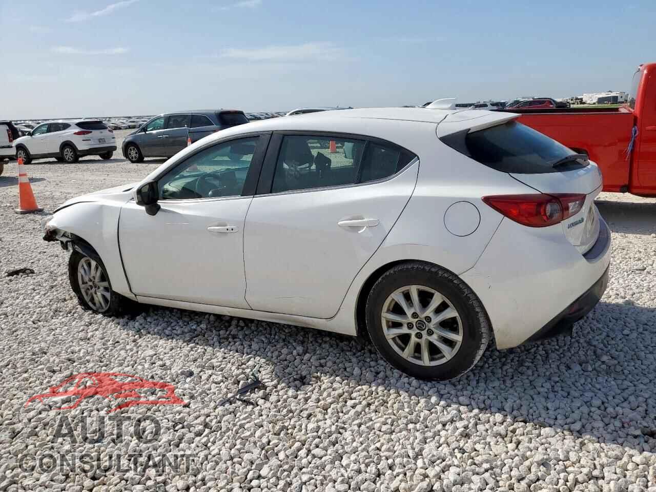 MAZDA 3 2014 - JM1BM1M76E1196277