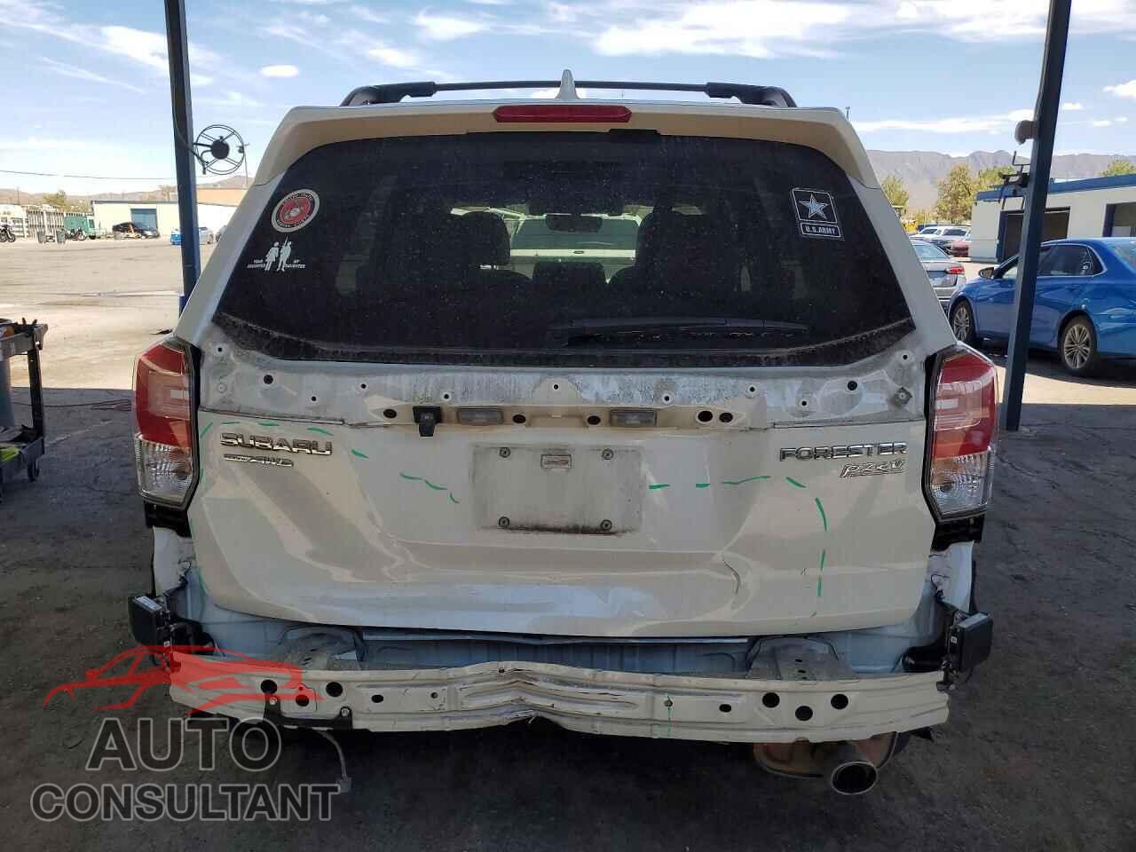 SUBARU FORESTER 2017 - JF2SJARC2HH432578