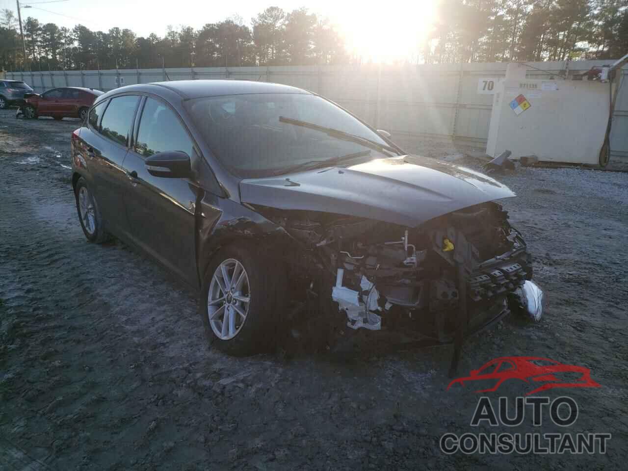 FORD FOCUS 2017 - 1FADP3K28HL201433