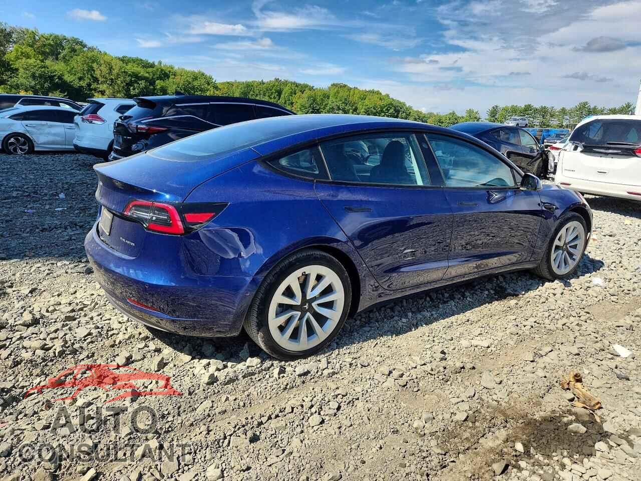 TESLA MODEL 3 2022 - 5YJ3E1EB5NF209113
