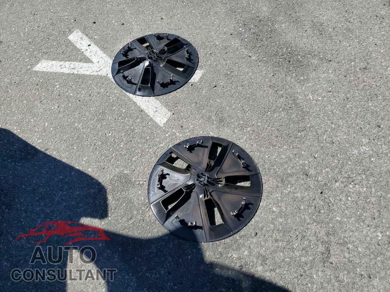 TESLA MODEL 3 2021 - 5YJ3E1EA5MF018751