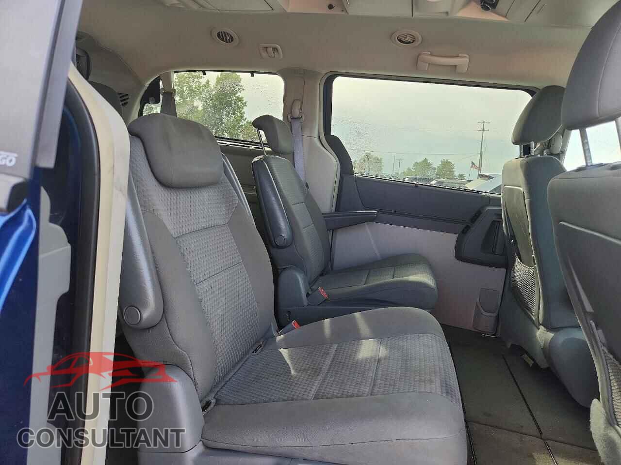 DODGE CARAVAN 2010 - 2D4RN5DX9AR230028