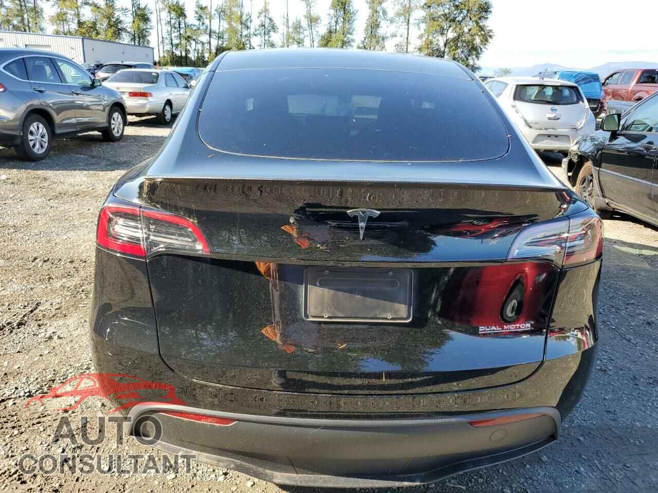 TESLA MODEL Y 2023 - 7SAYGDEF8PF832932