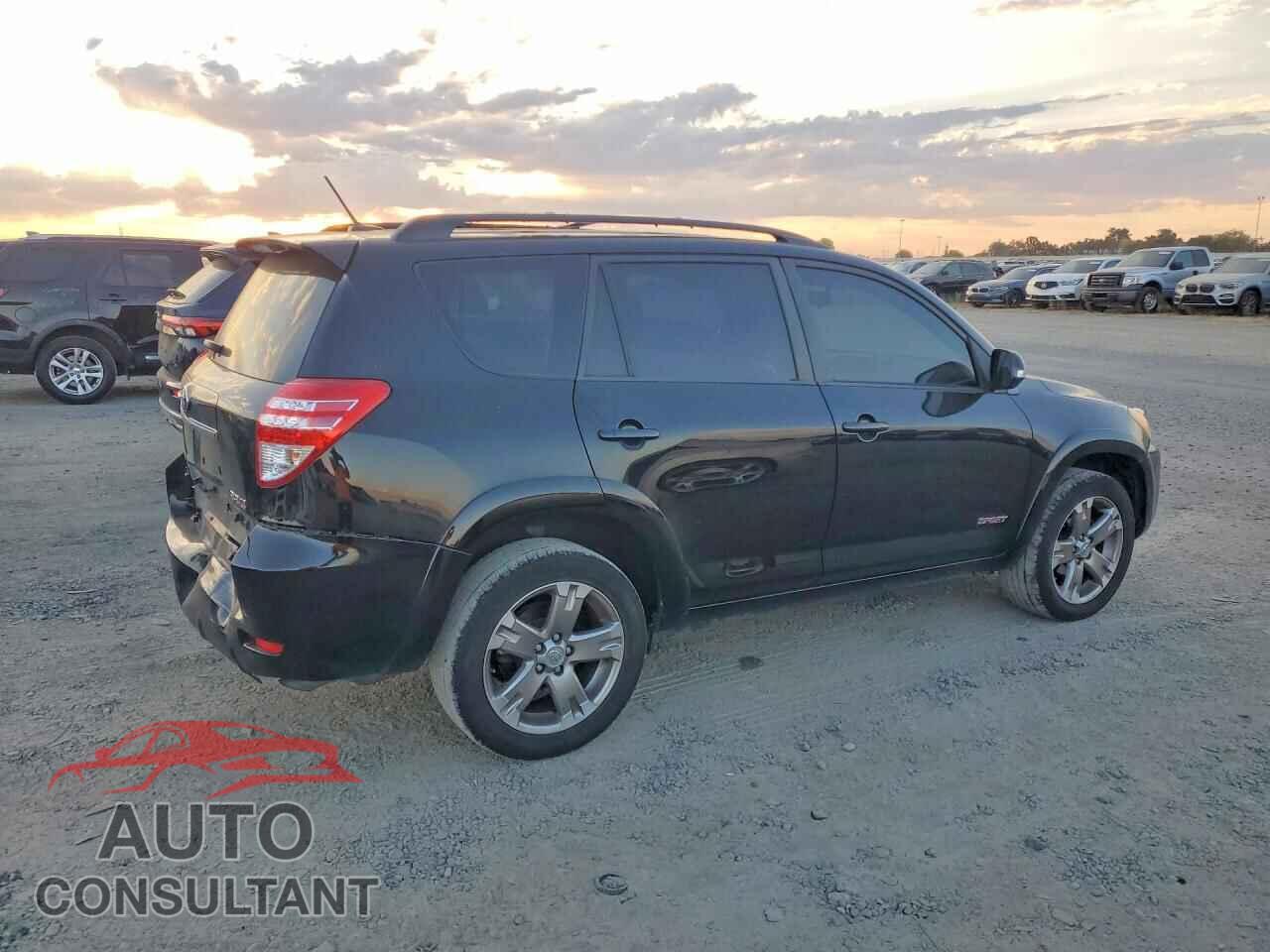 TOYOTA RAV4 2011 - JTMWF4DV3B5033540