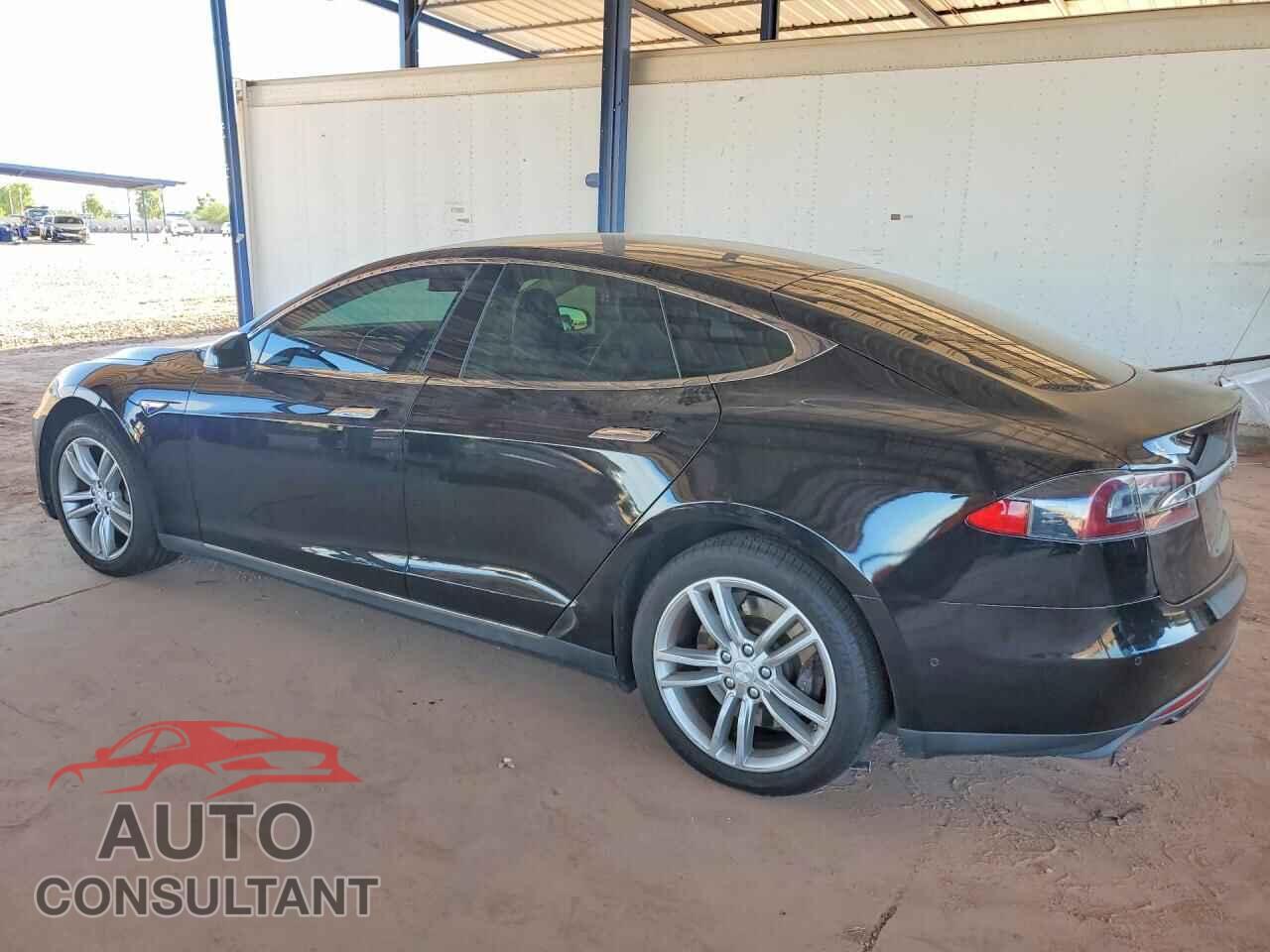 TESLA MODEL S 2015 - 5YJSA1H17FF085373