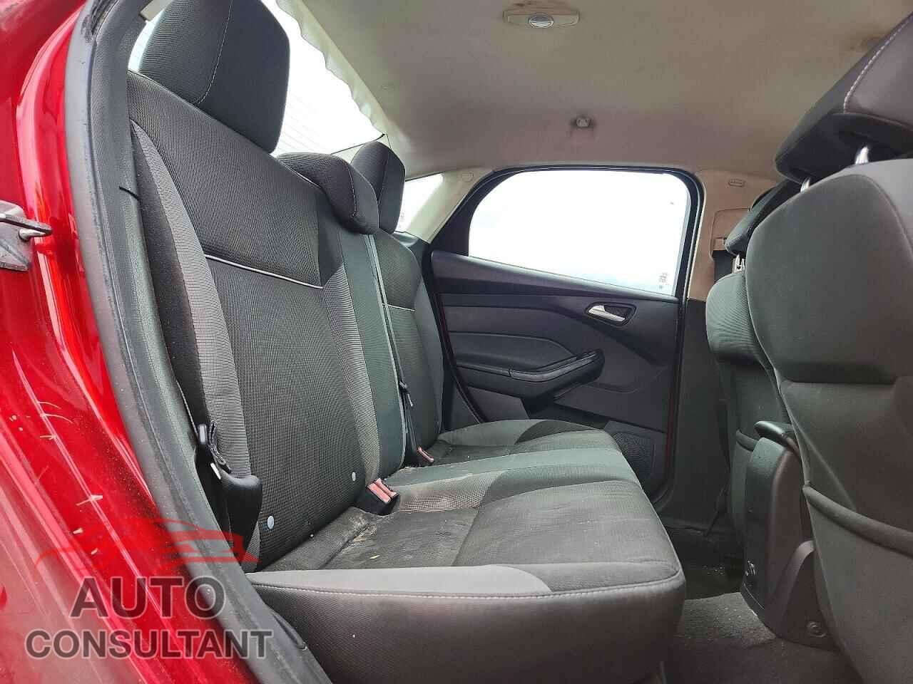FORD FOCUS 2013 - 1FADP3F25DL237455