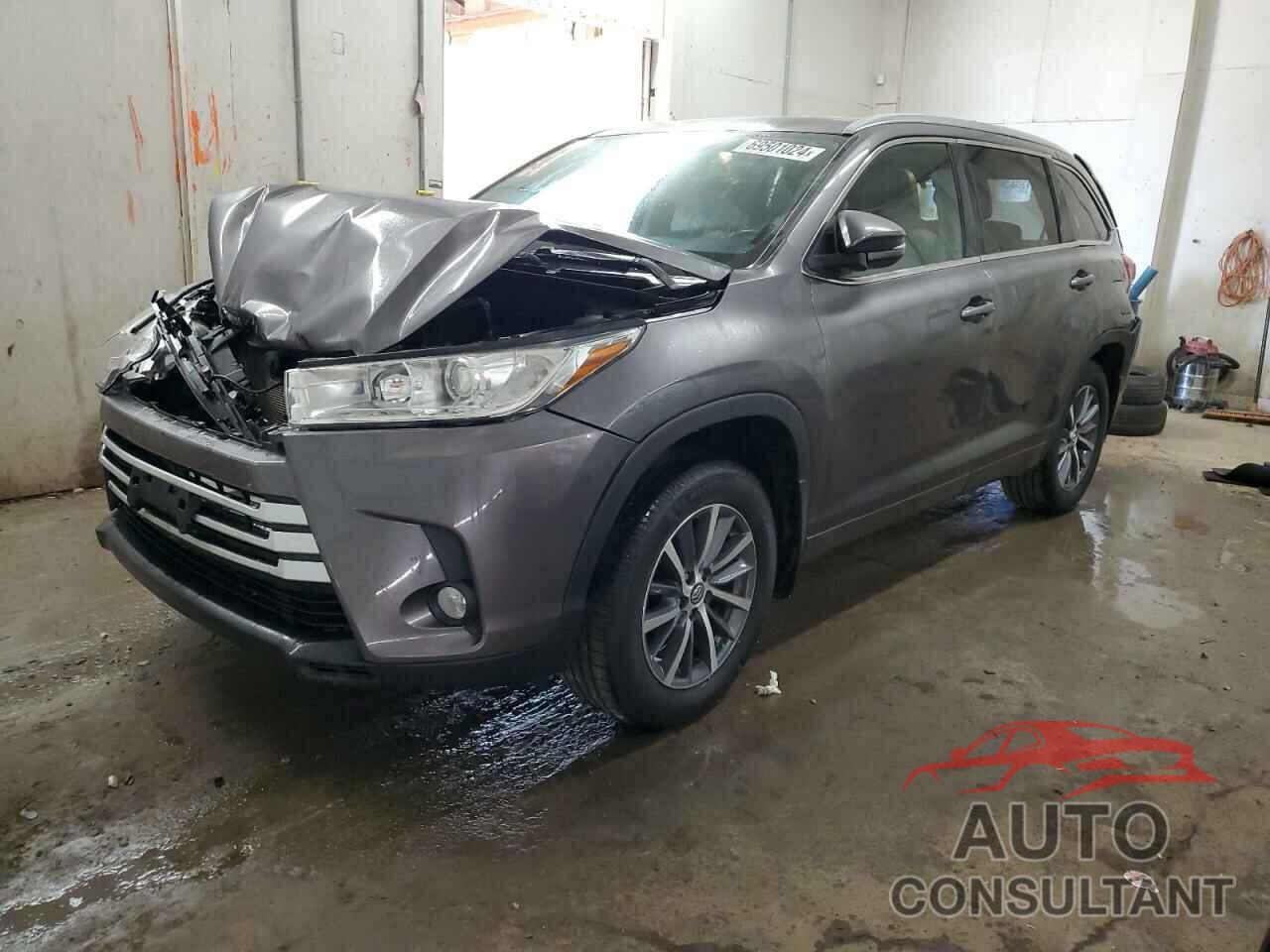 TOYOTA HIGHLANDER 2018 - 5TDJZRFH3JS539934