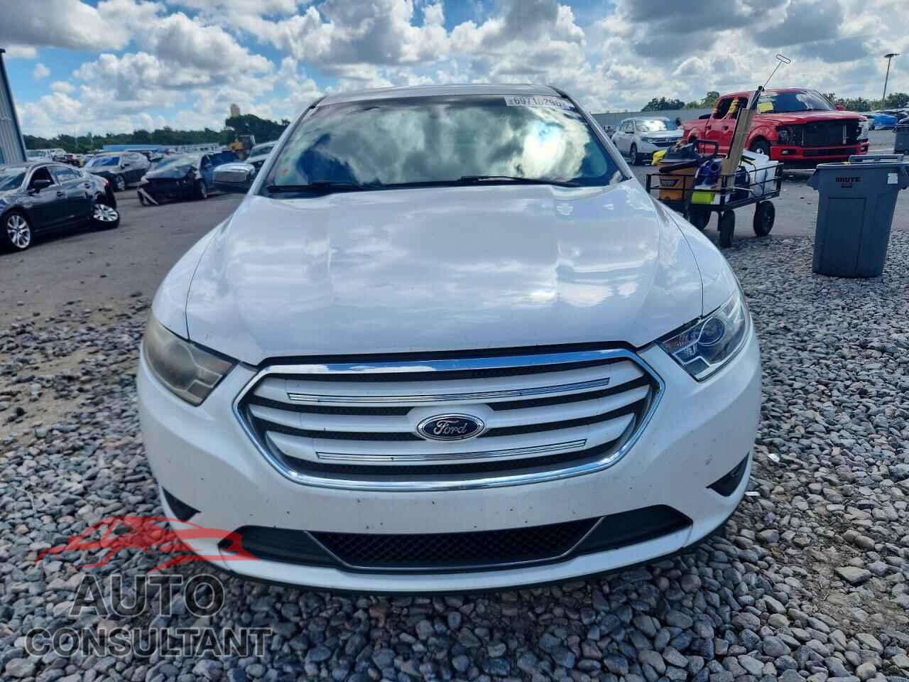FORD TAURUS 2015 - 1FAHP2F84FG134183