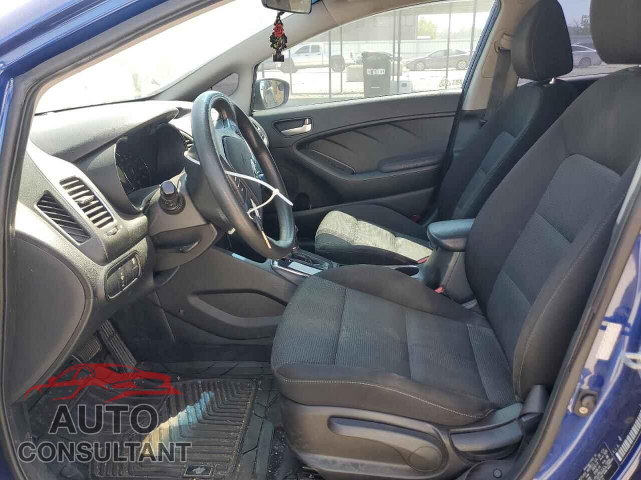 KIA FORTE 2017 - 3KPFK4A73HE042012