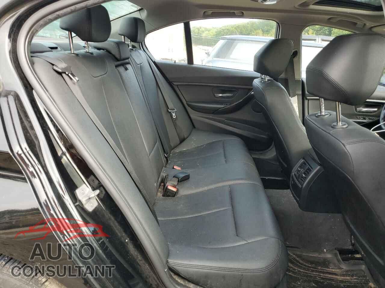 BMW 3 SERIES 2016 - WBA8E5G51GNU20752