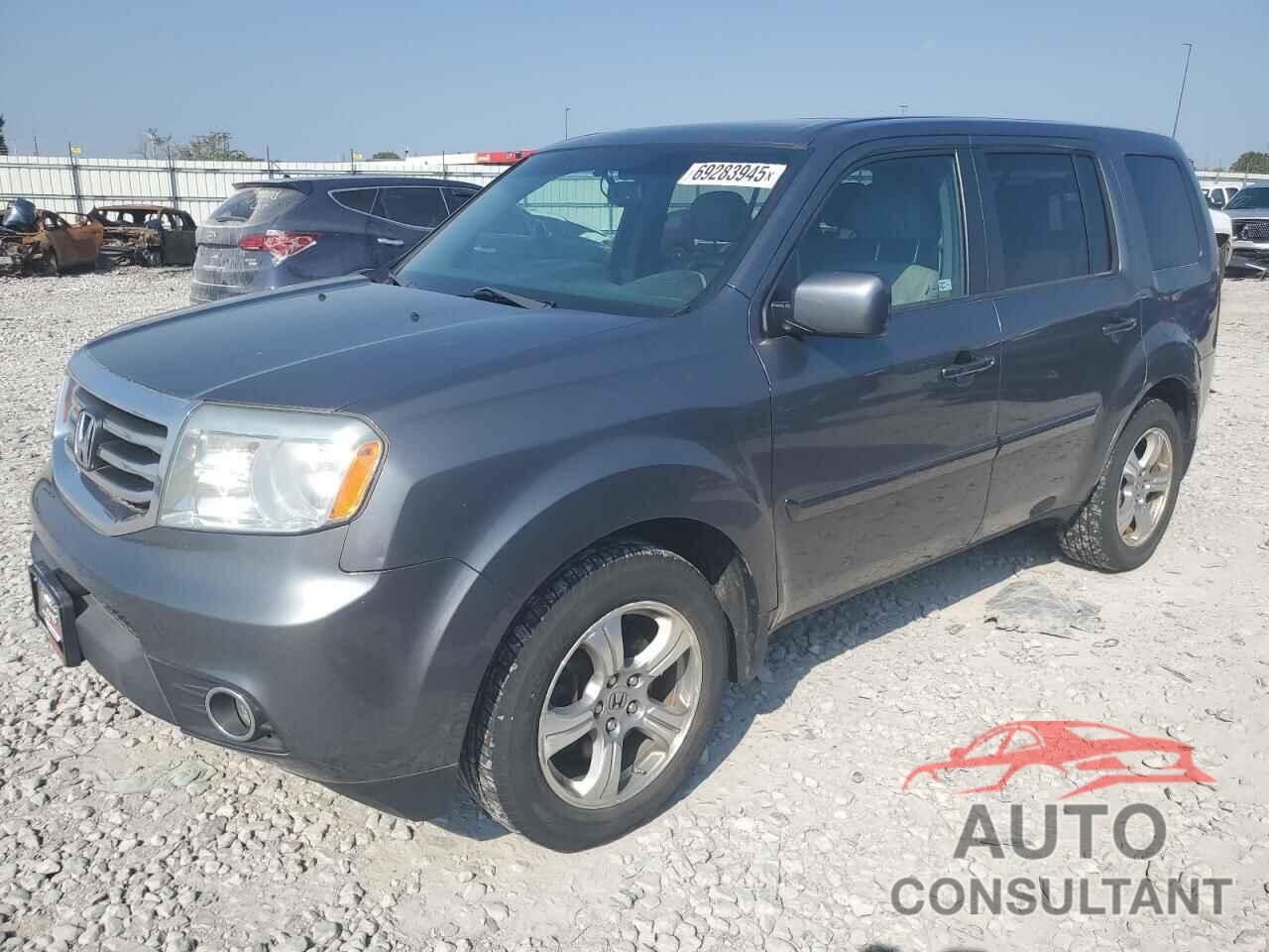 HONDA PILOT 2013 - 5FNYF4H50DB052230