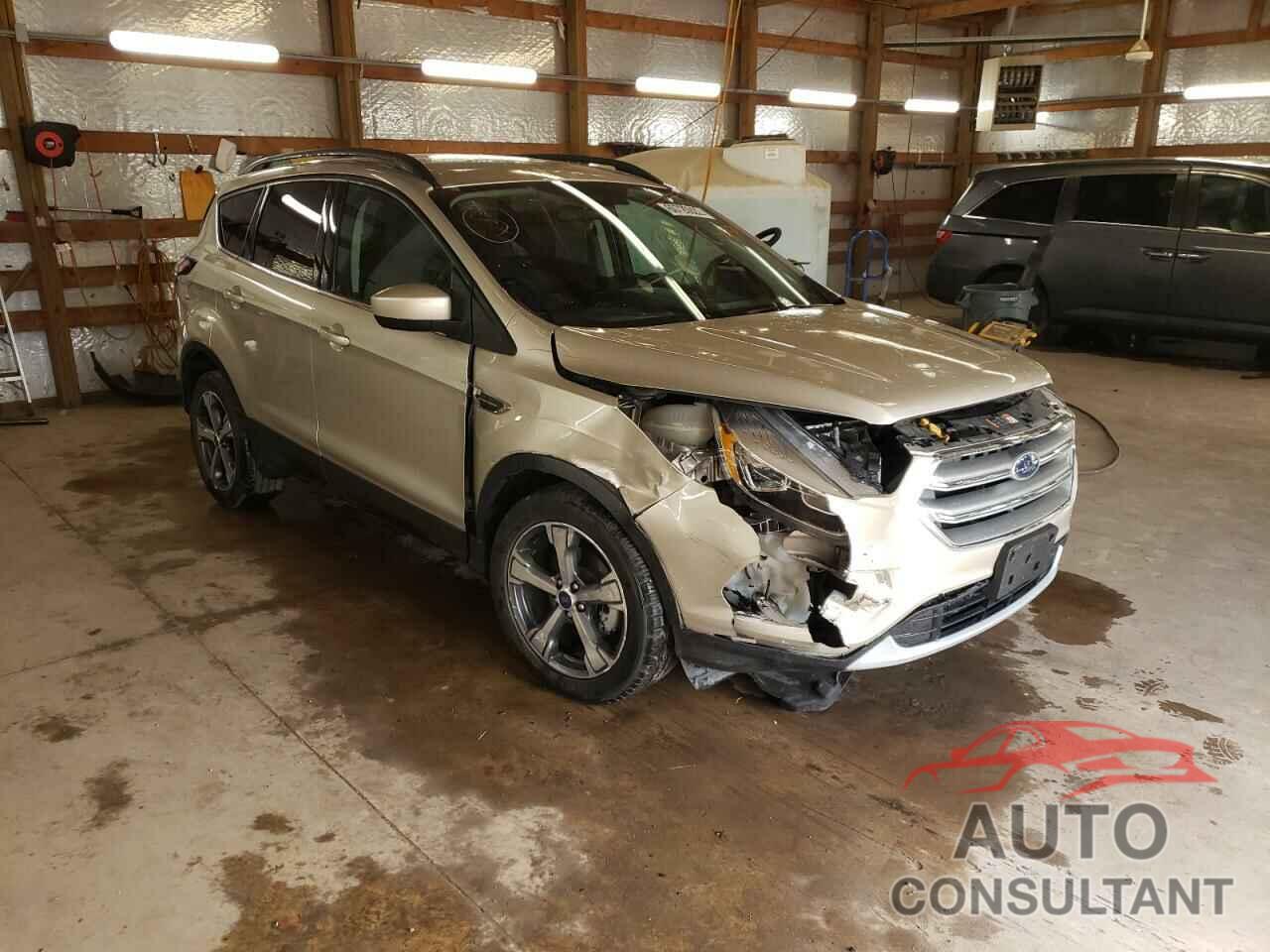 FORD ESCAPE 2017 - 1FMCU0GD3HUC45384