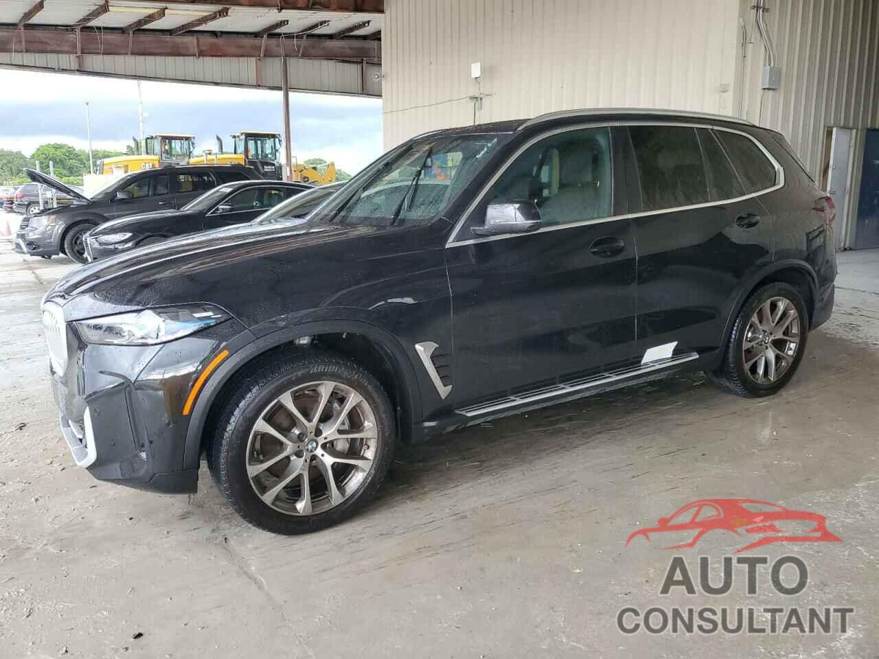 BMW X5 2024 - 5UX13EU03R9V48312