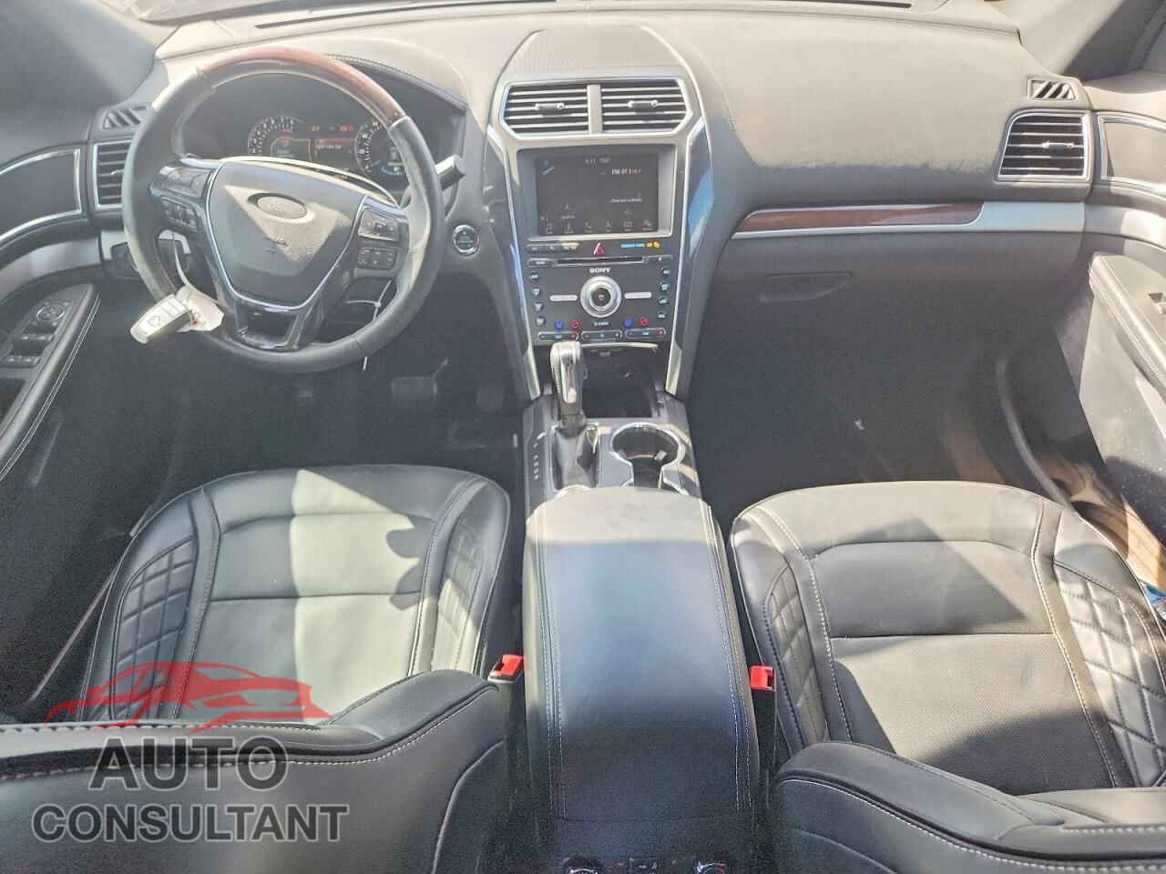 FORD EXPLORER 2018 - 1FM5K8HT5JGB54673