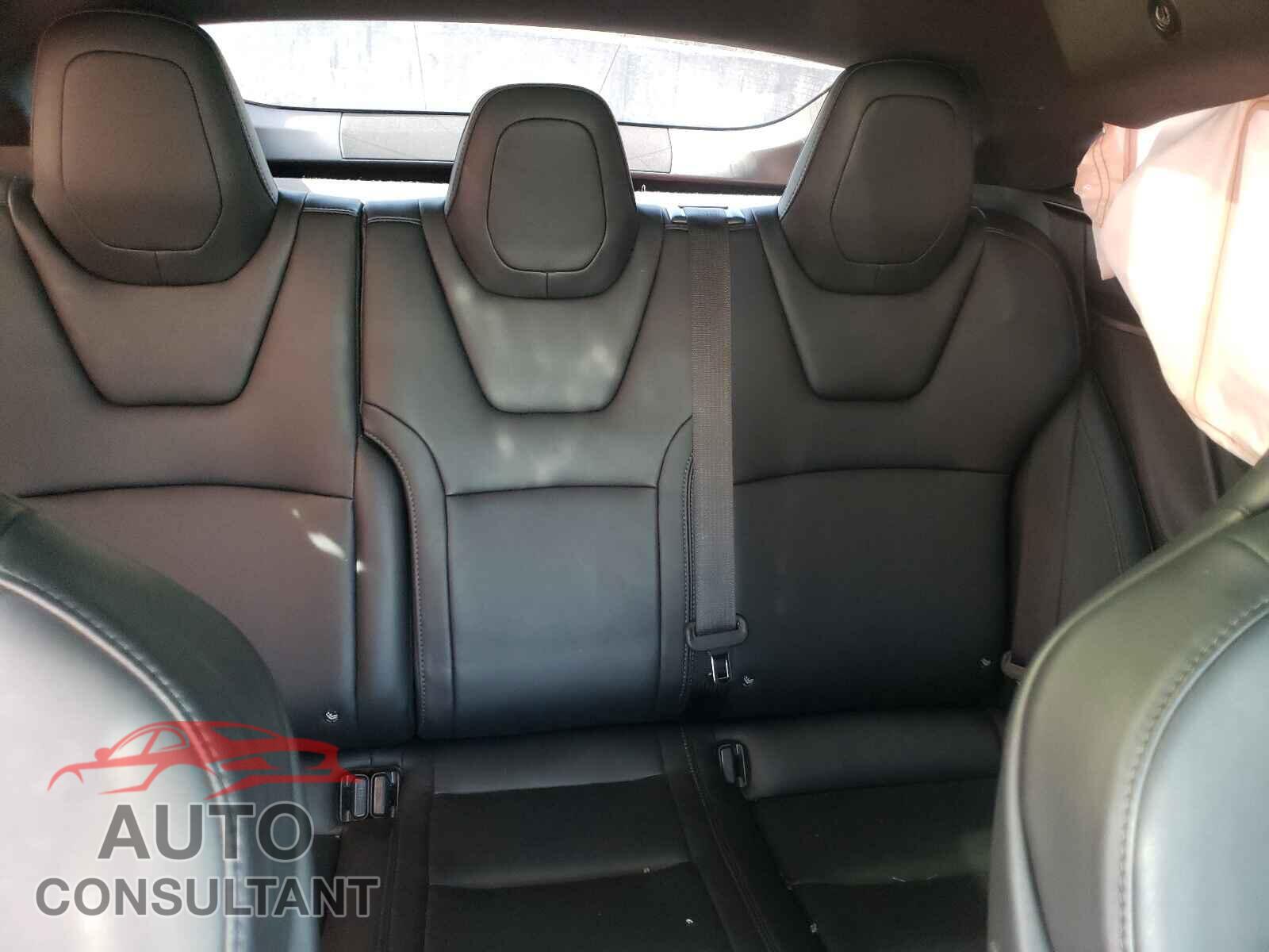 TESLA MODEL S 2019 - 5YJSA1E29KF305457