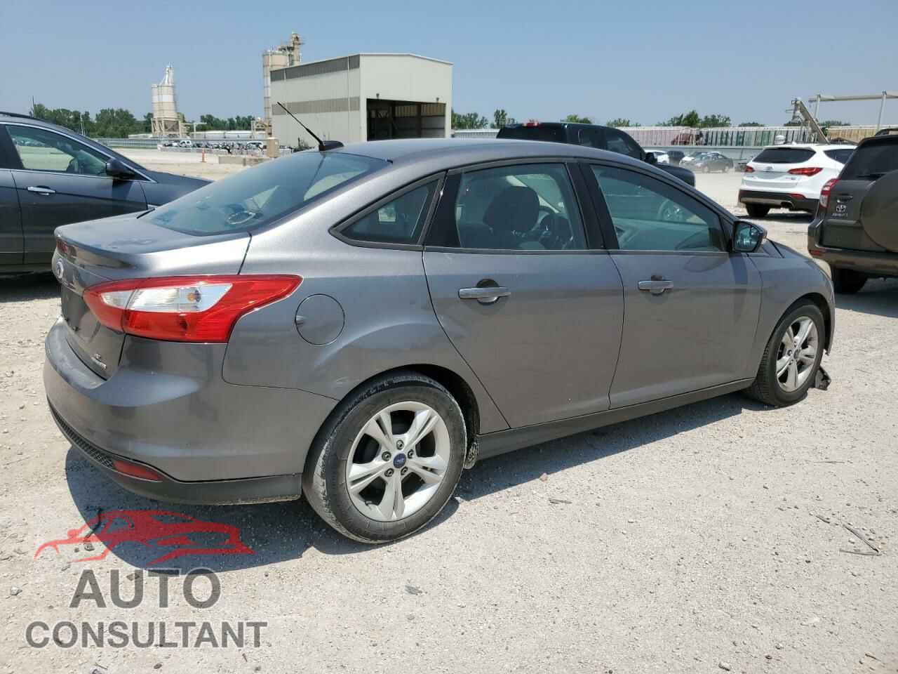 FORD FOCUS 2014 - 1FADP3F27EL440994
