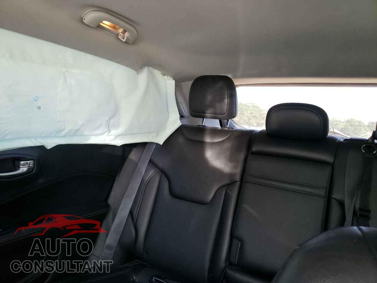 JEEP COMPASS 2017 - 3C4NJDCB7HT631933
