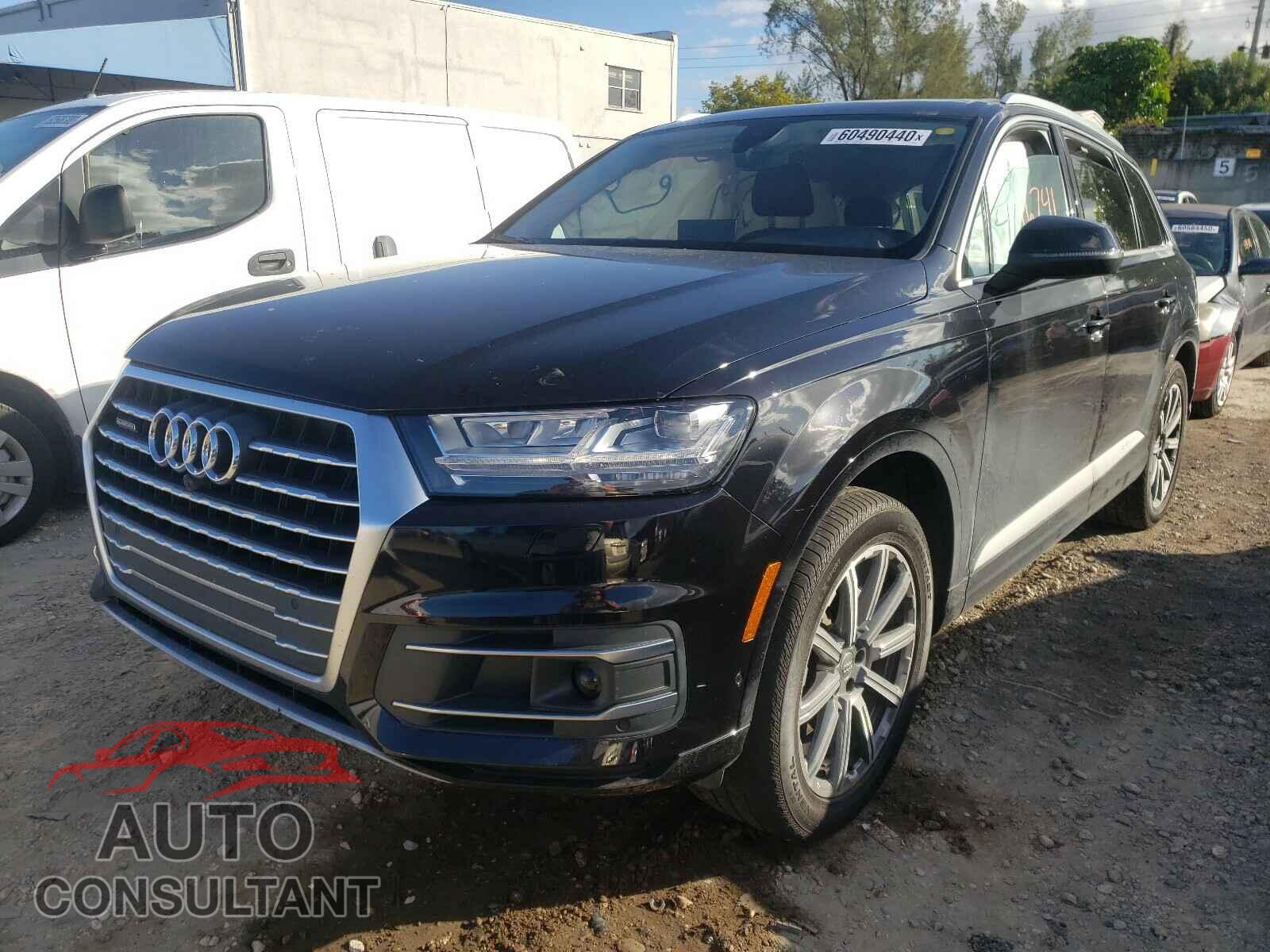 AUDI Q7 2019 - WA1LHAF74KD036005