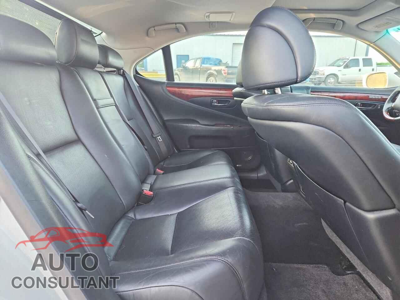 LEXUS LS460 2011 - JTHBL5EF5B5104689