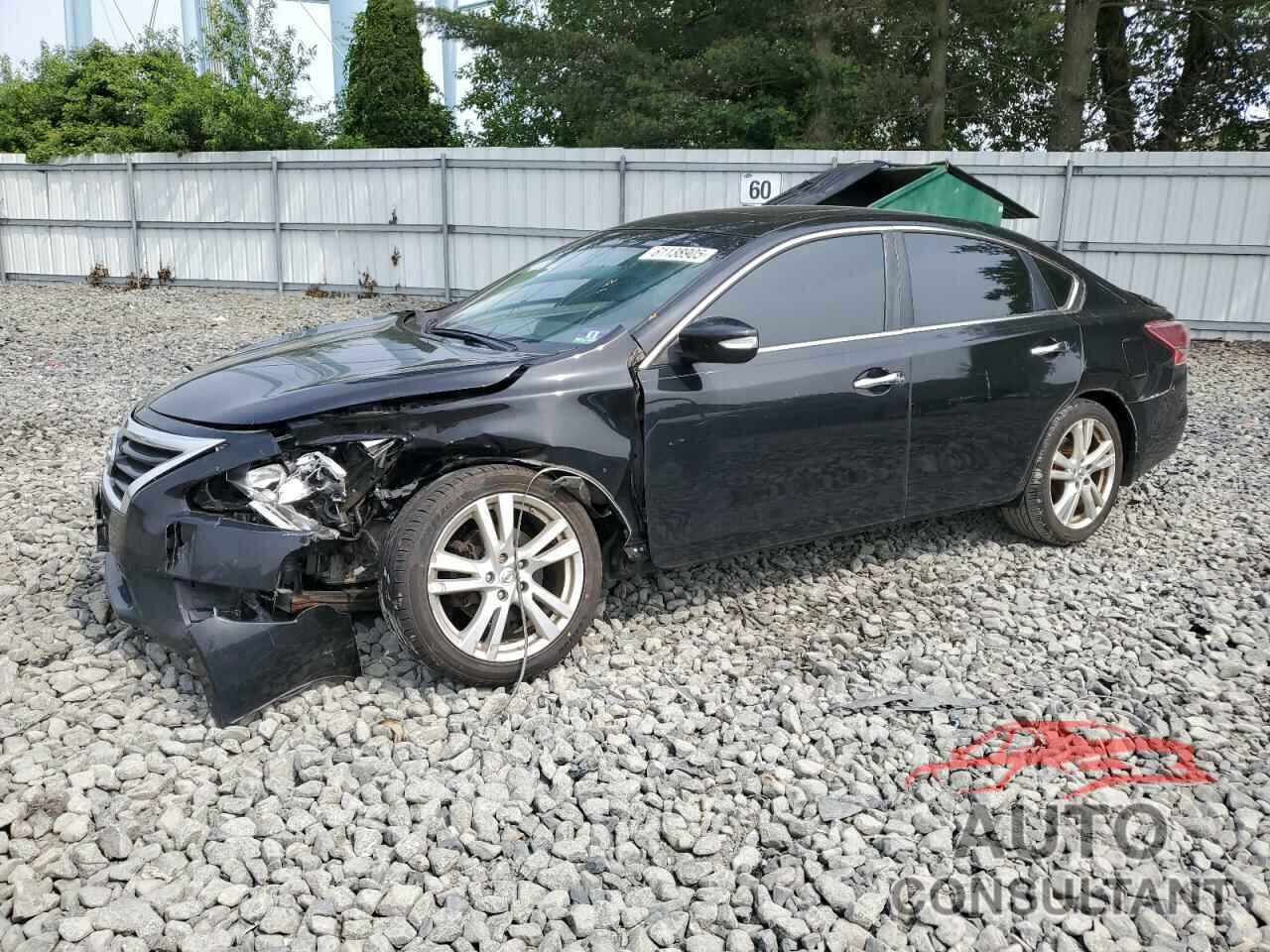 NISSAN ALTIMA 2013 - 1N4BL3AP2DN588527